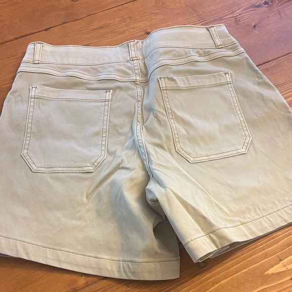 SPANX 2 pair Shorts - Mint and Beige, M EUC - Picture 5 of 9